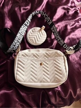 Kuchen and Bag 1980 Quilted Cream Crossbody Bag with Coin Pouch